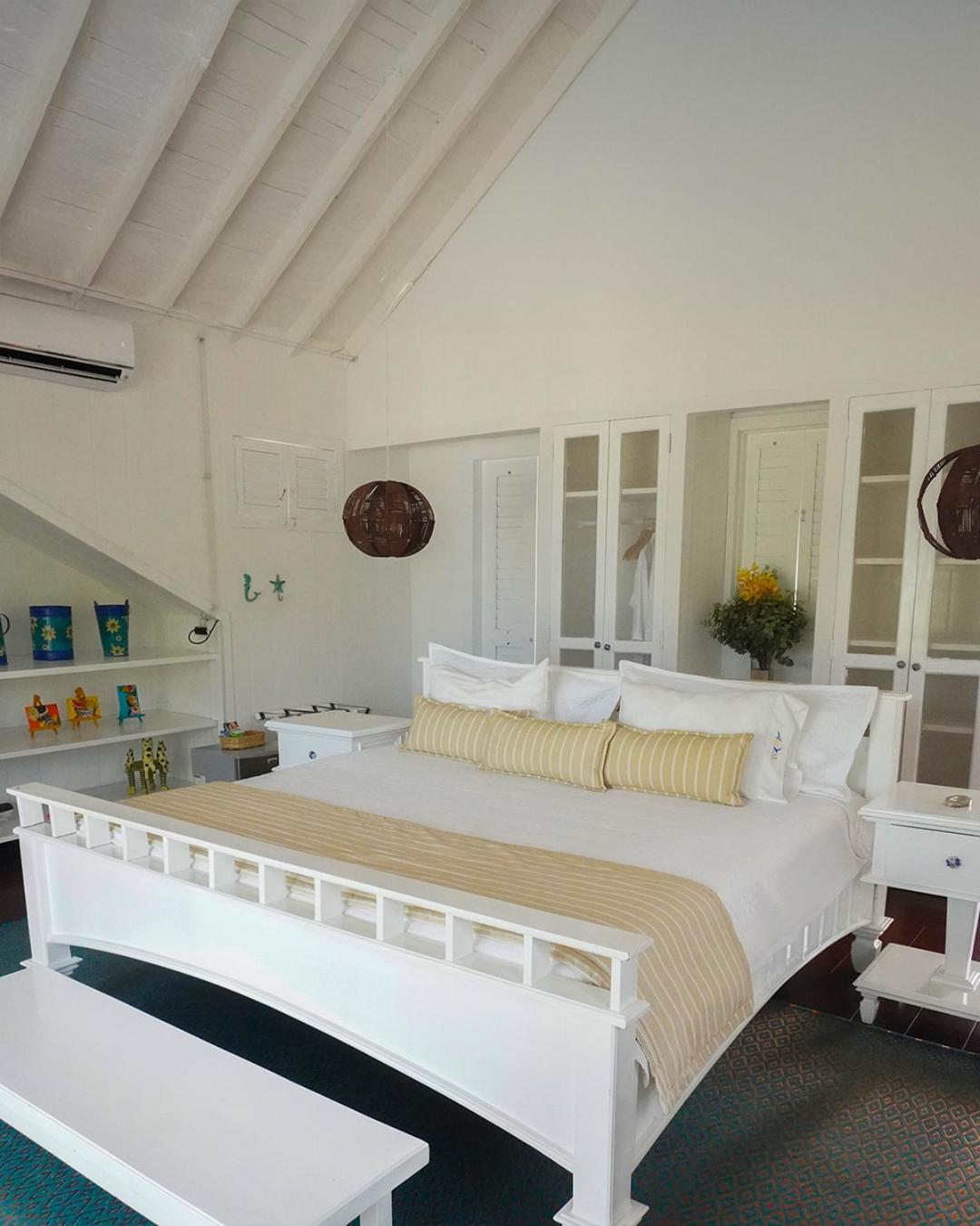 Hotel Agua Azul Beach Resort Hatillo Esterno foto