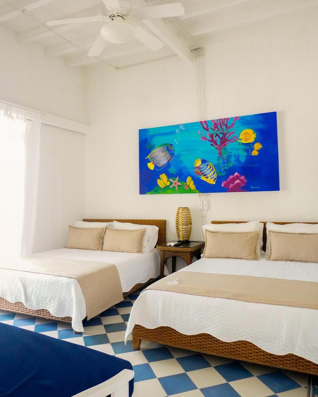 Hotel Agua Azul Beach Resort Hatillo Esterno foto